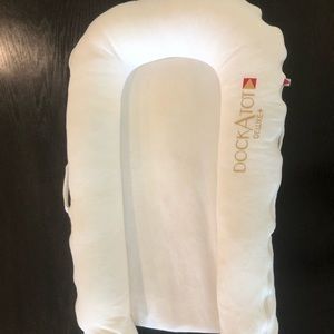 DockaTot Deluxe Plus Dock